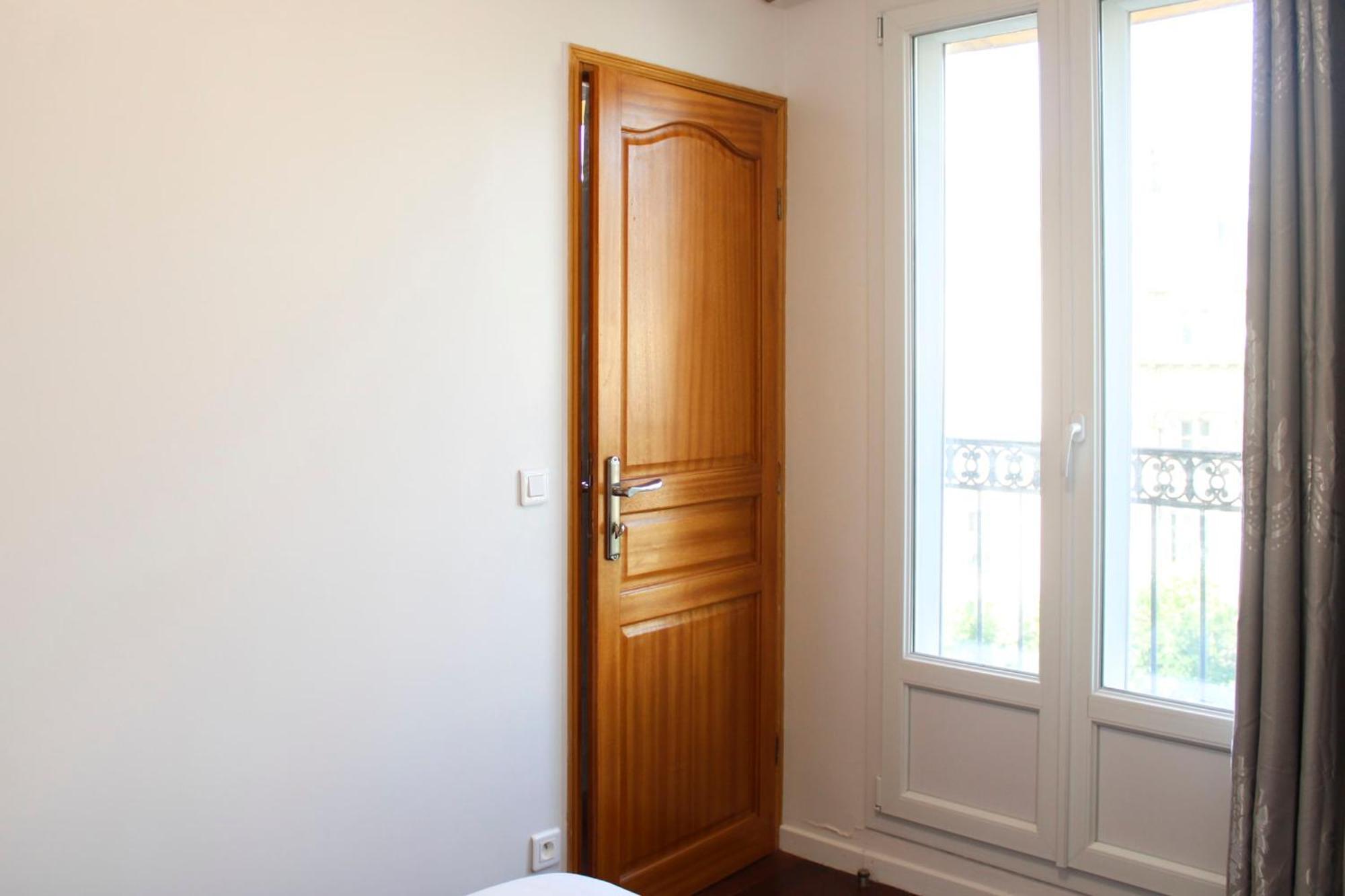 Appartamento Beautiful And Spacious In The 10th *