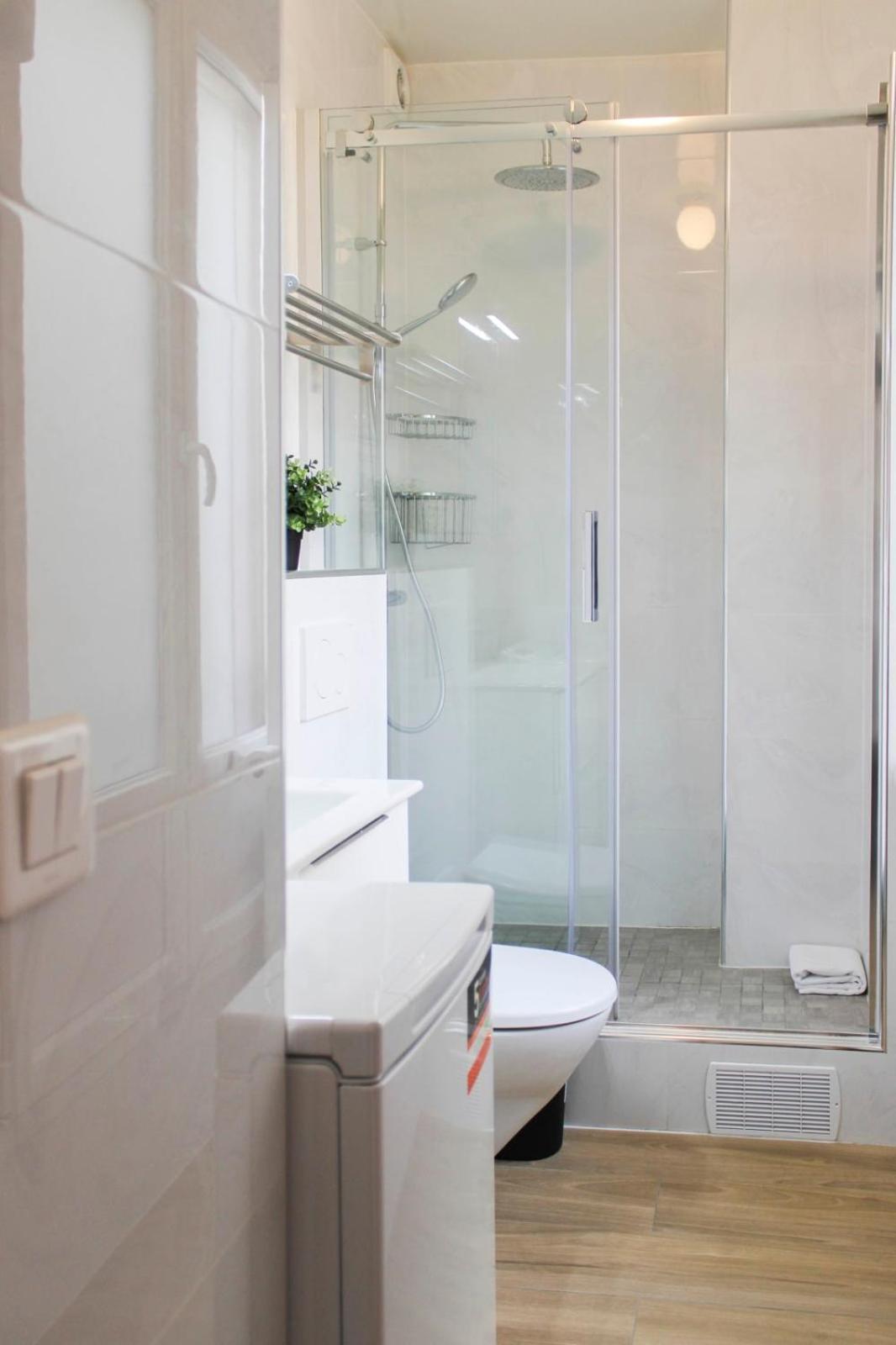 Beautiful And Spacious In The 10th Appartamento *