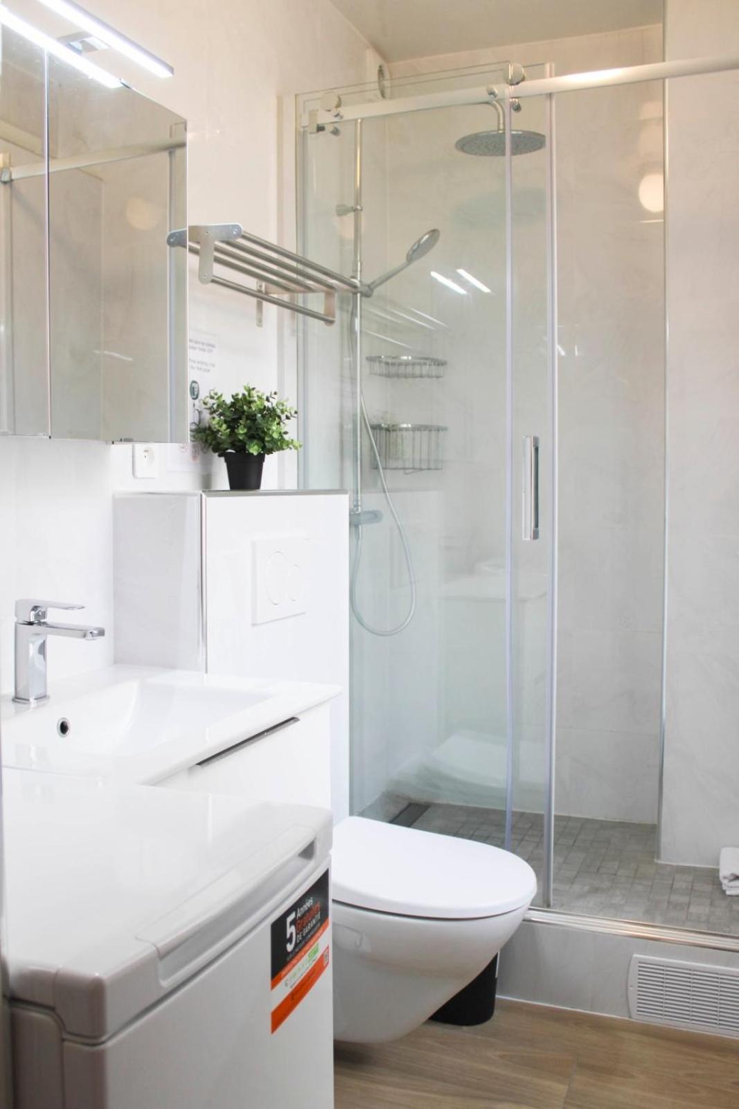 Beautiful And Spacious In The 10th Appartamento Parigi